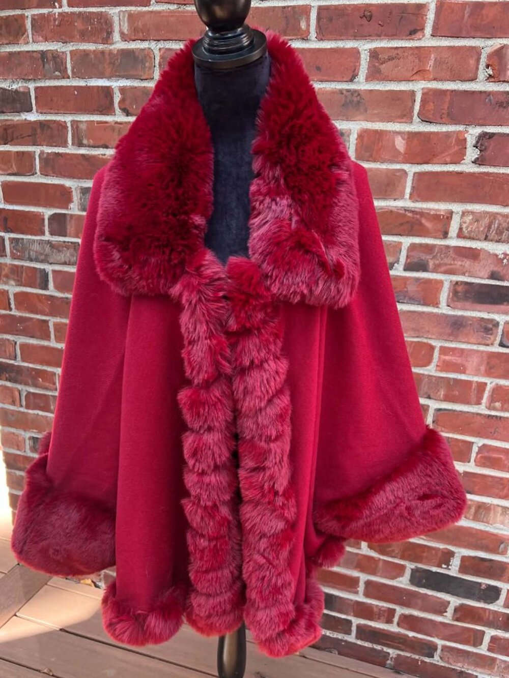 The Pyramid Collection Red Faux Fur Cape One Size